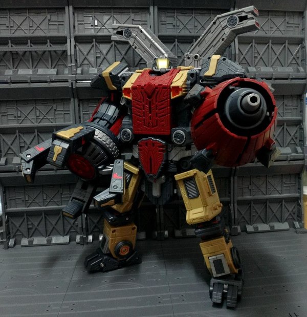 Planet X PX 01 Genesis WFC Omega Supreme Action Figure Image  (3 of 50)